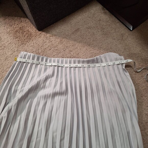 J. Crew Gwyneth Silver pleated slip skirt - Picture 3 of 4